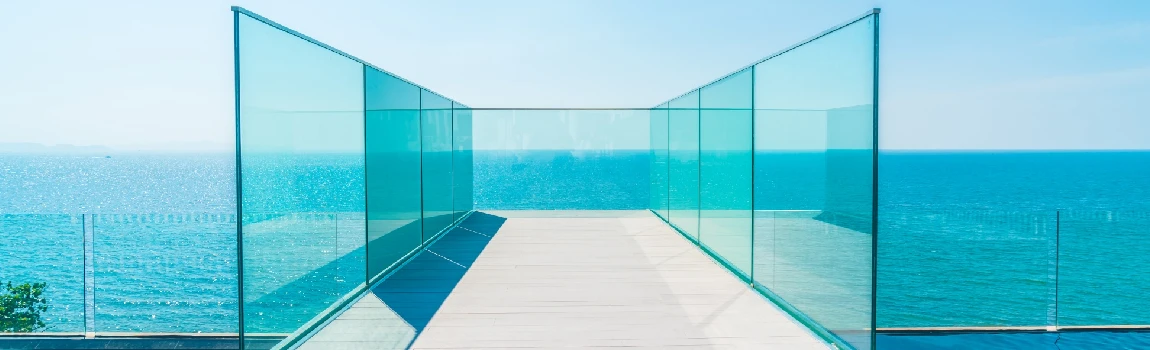 Customized Glass Pool Fence Repair Services in Carrollwood